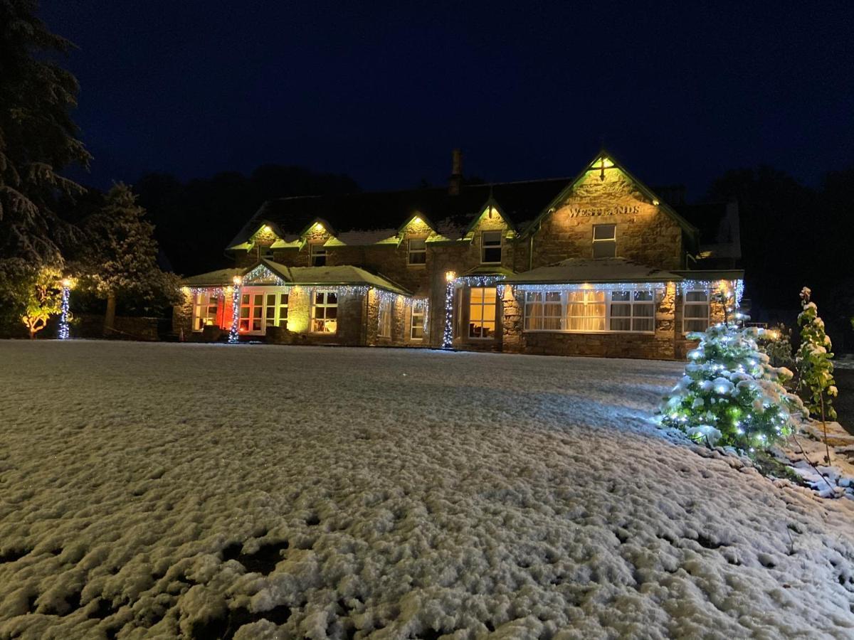 Westlands Of Pitlochry Bed and Breakfast Exterior foto