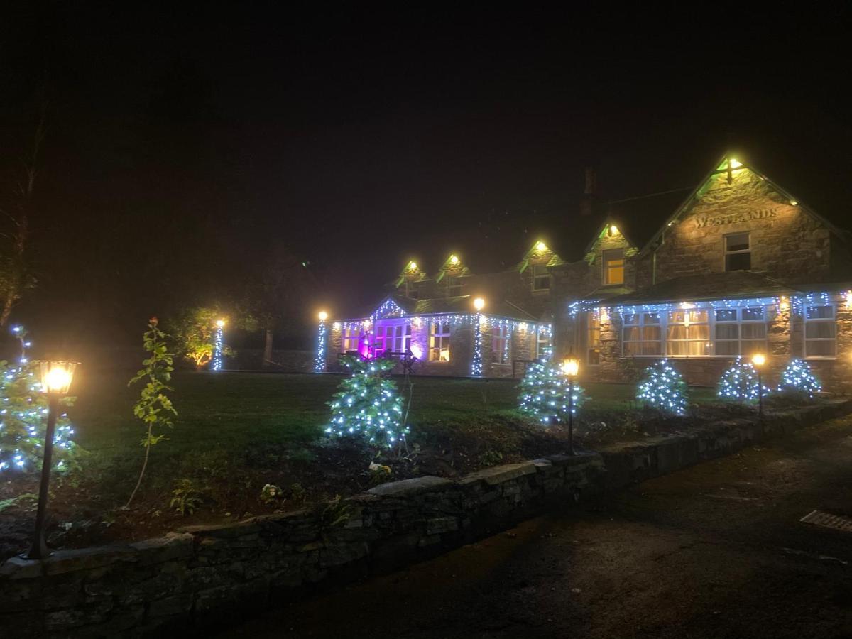 Westlands Of Pitlochry Bed and Breakfast Exterior foto