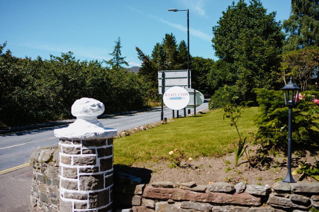 Westlands Of Pitlochry Bed and Breakfast Exterior foto