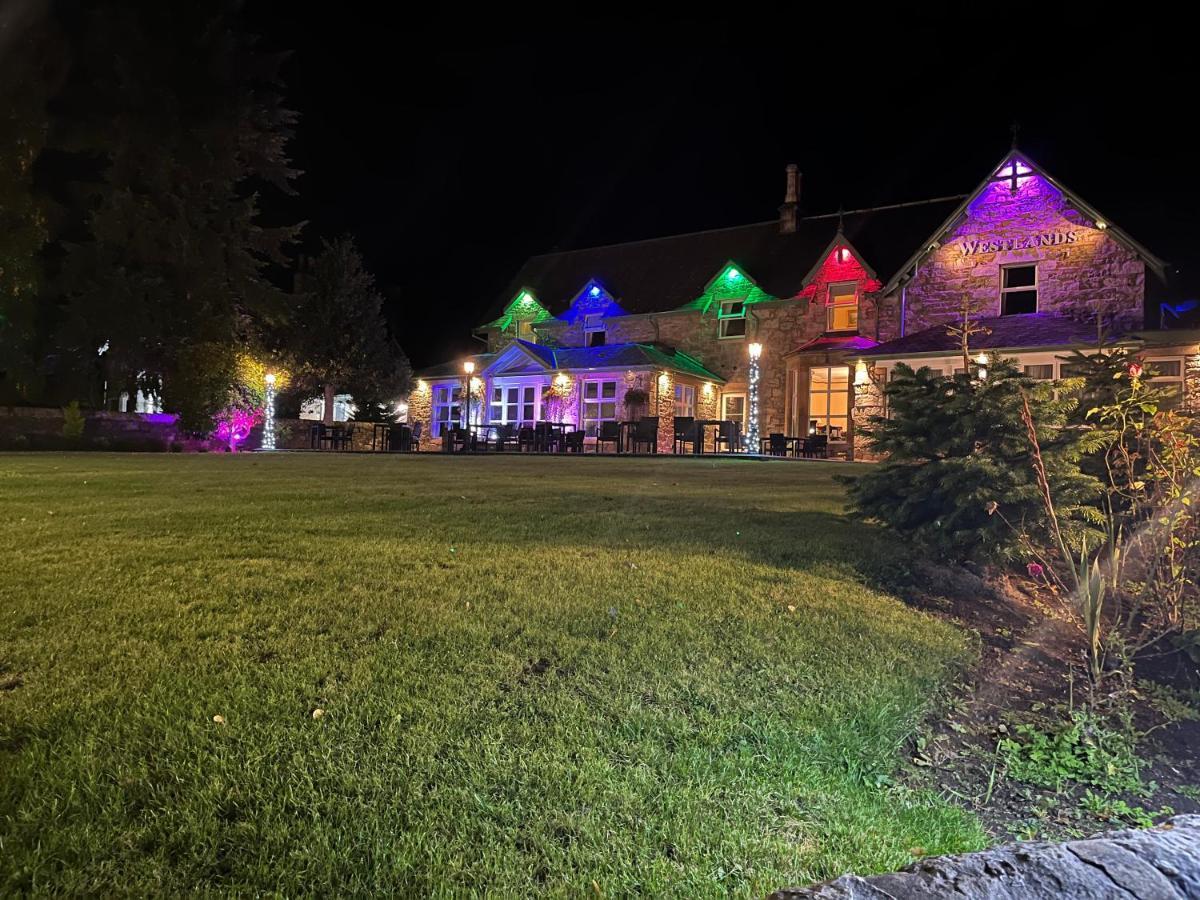 Westlands Of Pitlochry Bed and Breakfast Exterior foto